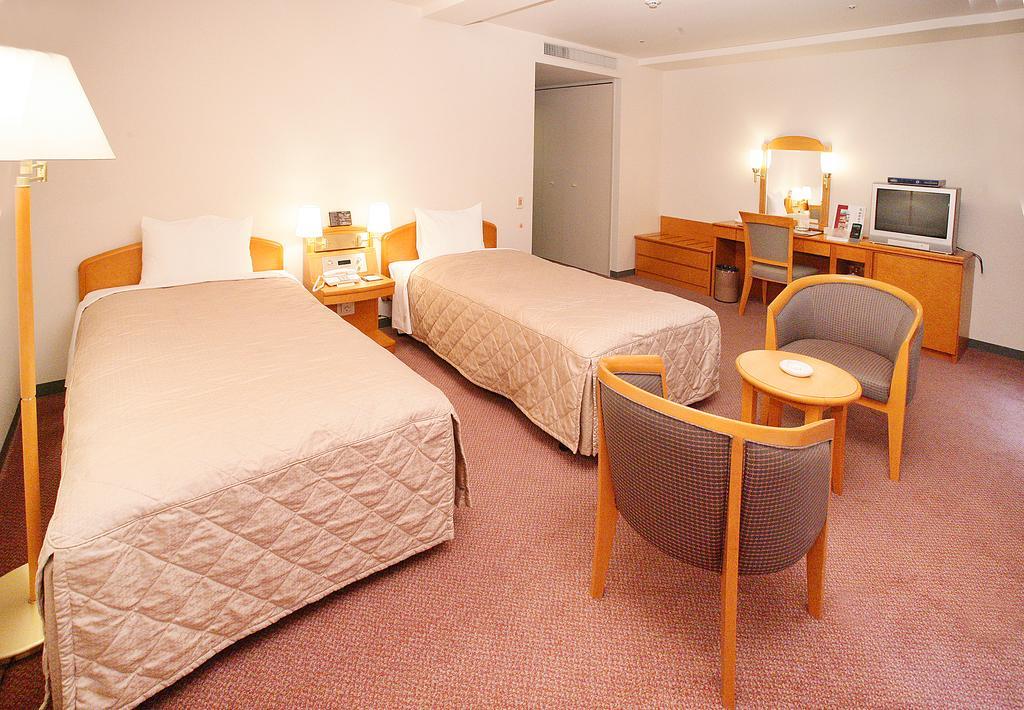 Hotel Regalo Fukuoka ฟูกุโอกะ ภายนอก รูปภาพ